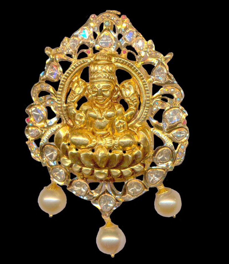 Uncut Nakshi Pendant